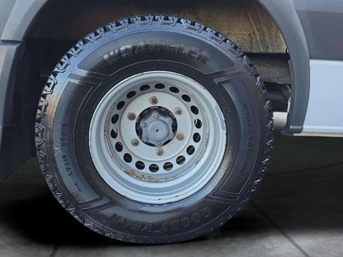 Used 2014 Freightliner Sprinter 3500 image 50