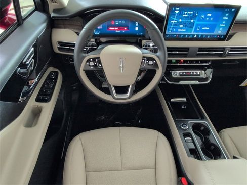 New 2026 Lincoln Corsair Reserve w/ Jet Appearance Package image 5