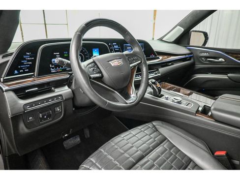 Used 2022 Cadillac Escalade Sport Platinum w/ Heavy-Duty Trailer Package image 37