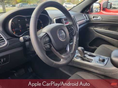 Used 2019 Jeep Grand Cherokee Laredo image 16