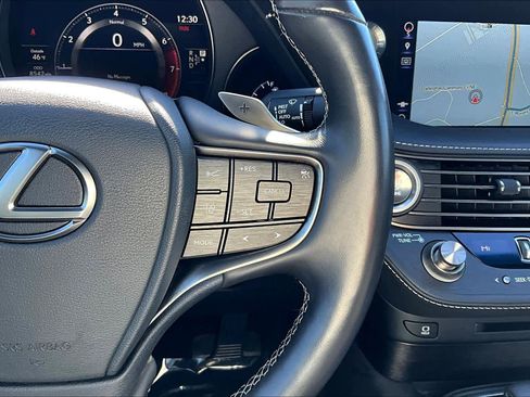 Used 2019 Lexus LS 500 image 23