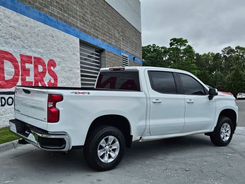 Used 2021 Chevrolet Silverado 1500 LT w/ Bed Protection Package AWD/4WD image 7