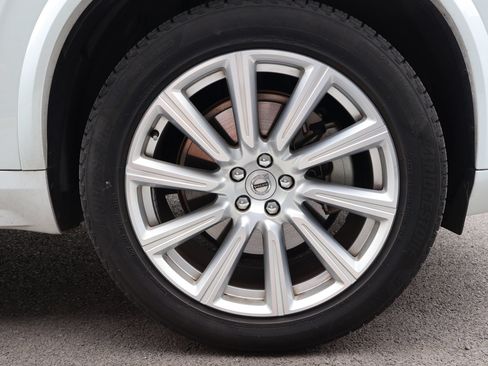 Used 2019 Volvo XC90 T6 Momentum w/ Advanced Package AWD/4WD image 30