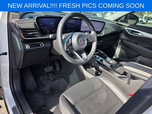 Used 2024 Buick Envision Avenir image 8