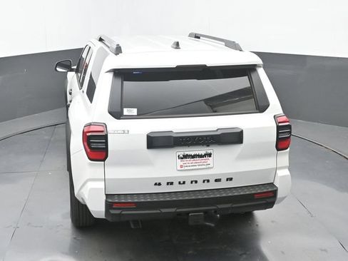 New 2026 Toyota 4Runner SR5 RWD image 28