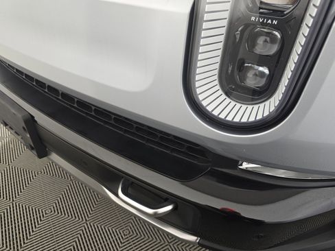 Used 2023 Rivian R1T Launch Edition image 34