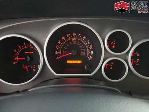 Used 2017 Toyota Sequoia SR5 image 21