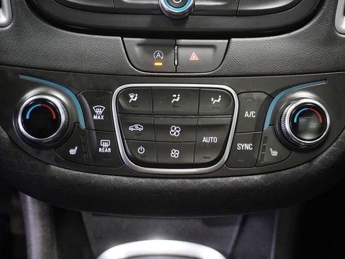 Used 2023 Chevrolet Malibu LT image 18