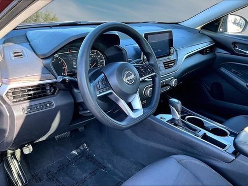 Certified 2024 Nissan Altima 2.5 SV FWD image 16