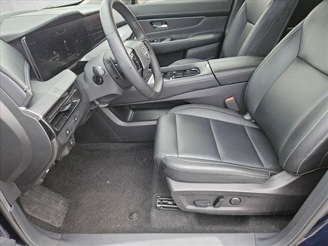 Certified 2025 Nissan Murano SV FWD image 15