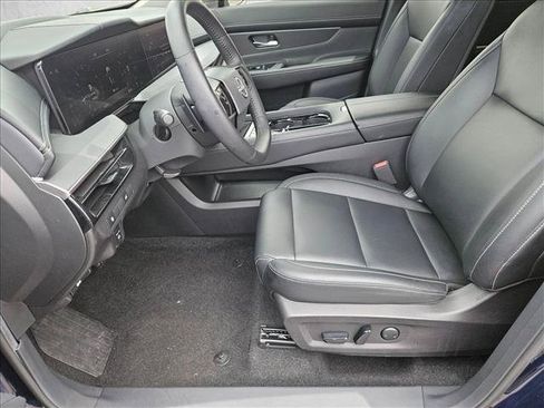 Used 2025 Nissan Murano SV FWD image 15