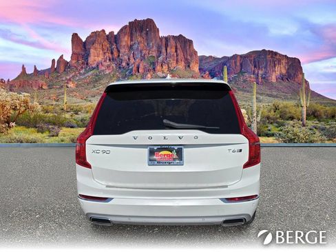 Used 2018 Volvo XC90 T6 Inscription w/ Convenience Package AWD/4WD image 4