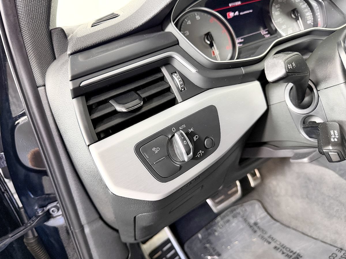 Used 2019 Audi S4 Premium w/ Convenience Package AWD/4WD image 30