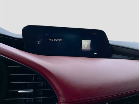 Used 2022 MAZDA MAZDA3 s image 14