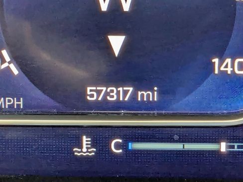 Certified 2025 Chevrolet Silverado 1500 LT image 30