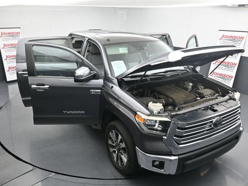 Used 2018 Toyota Tundra Limited image 25