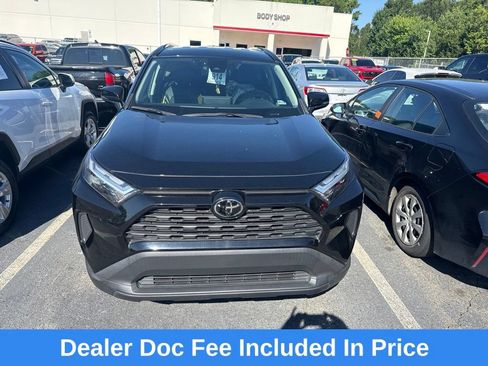Used 2024 Toyota RAV4 XLE FWD image 1