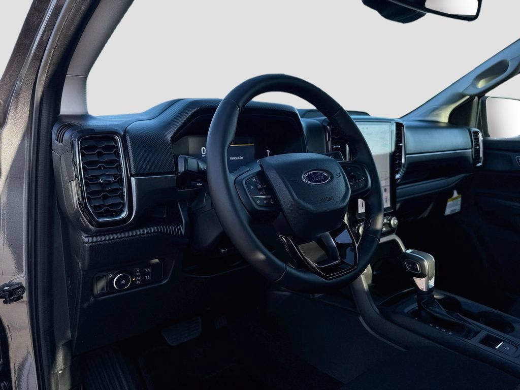 New 2026 Ford Ranger XLT w/ Black Appearance Package RWD image 9