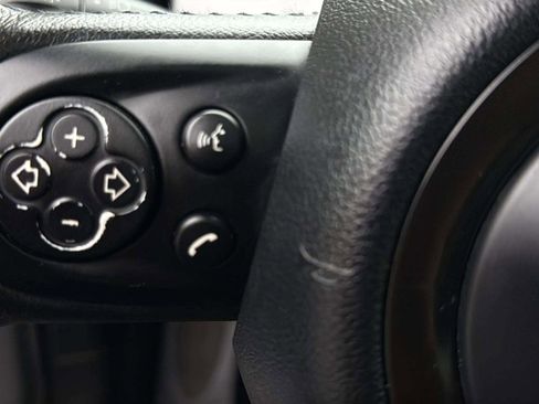 Used 2011 MINI Cooper Hardtop image 32