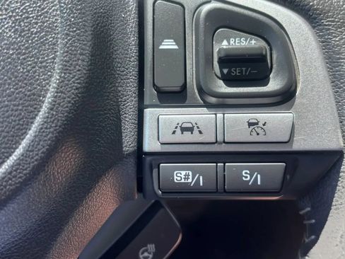 Used 2018 Subaru Forester 2.0XT Touring AWD/4WD image 11