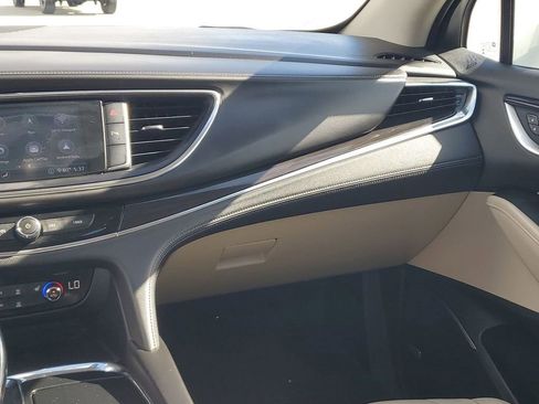 Used 2020 Buick Enclave Essence w/ Sound and Sites Package image 26