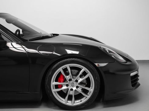 Used 2013 Porsche Boxster S RWD image 16