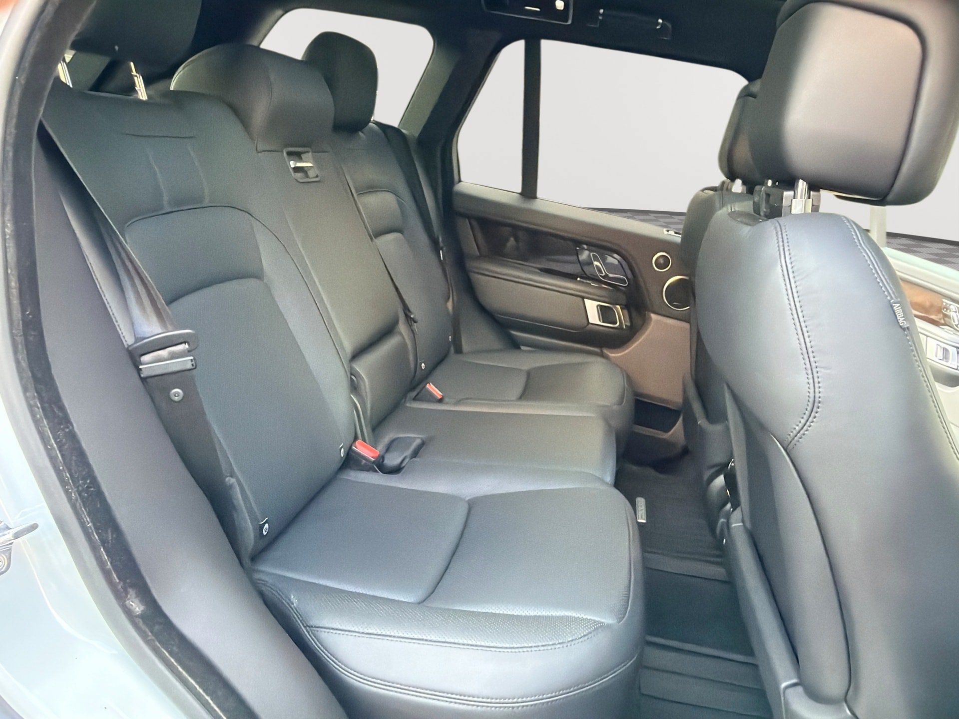 Used 2019 Land Rover Range Rover HSE AWD/4WD image 27