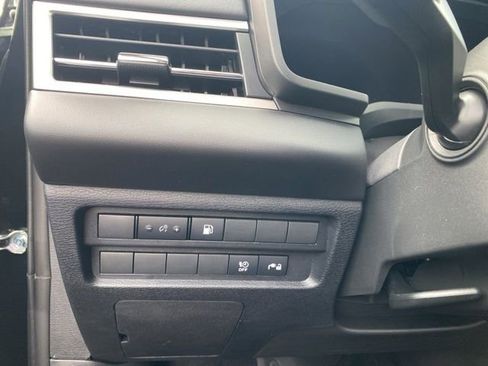 New 2025 Mitsubishi Outlander ES image 36