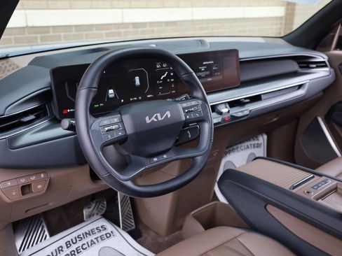 Used 2024 Kia EV9 GT-Line AWD/4WD image 13