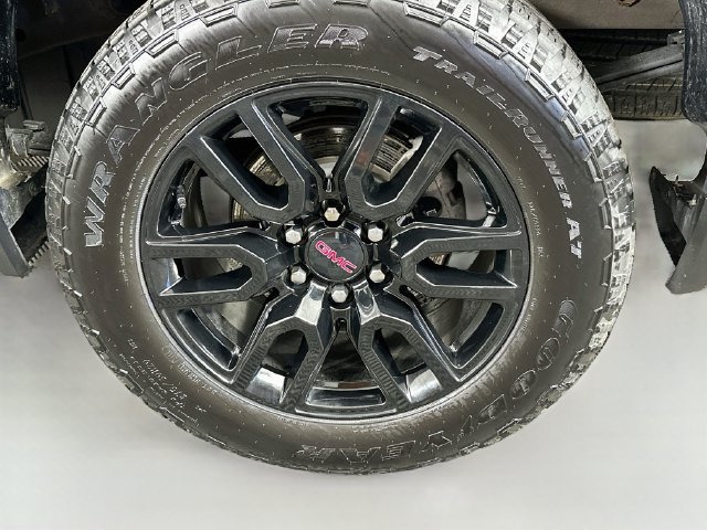 Used 2025 GMC Sierra 1500 Elevation AWD/4WD image 28
