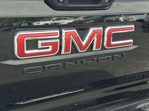 Certified 2025 GMC Canyon Elevation w/ Convenience Package AWD/4WD image 31