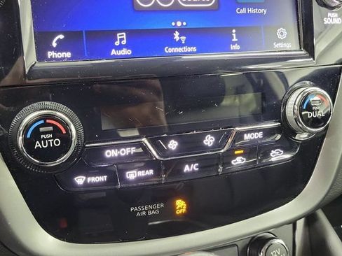 Certified 2024 Nissan Murano SV w/ SV Midnight Edition Package FWD image 31