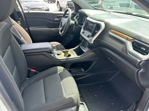 Used 2023 GMC Acadia SLE w/ Driver Convenience Package AWD/4WD image 29