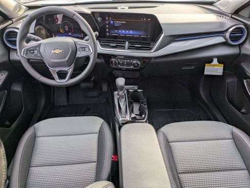 New 2026 Chevrolet Trax LT w/ Driver Confidence Package FWD image 21