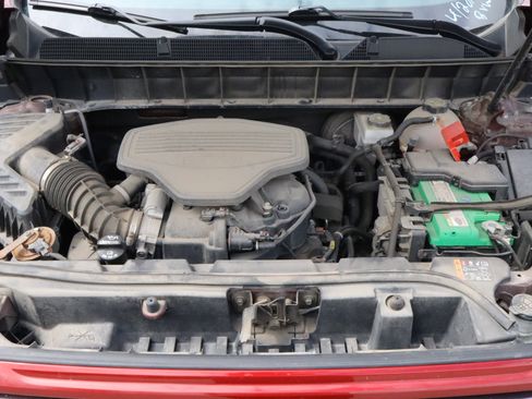 Used 2019 GMC Acadia SLT AWD/4WD image 16