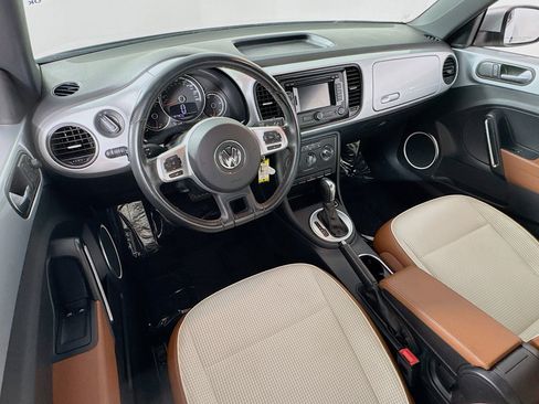 Used 2015 Volkswagen Beetle 1.8T FWD image 16