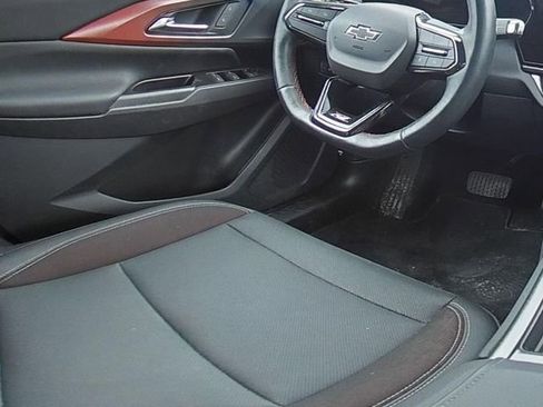 Used 2024 Chevrolet Equinox EV RS FWD image 21