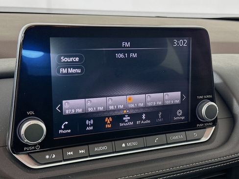 Used 2023 Nissan Rogue SV image 21