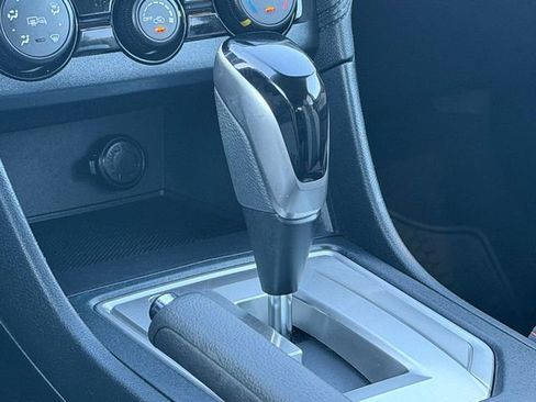 Used 2018 Subaru Crosstrek 2.0i Premium image 24