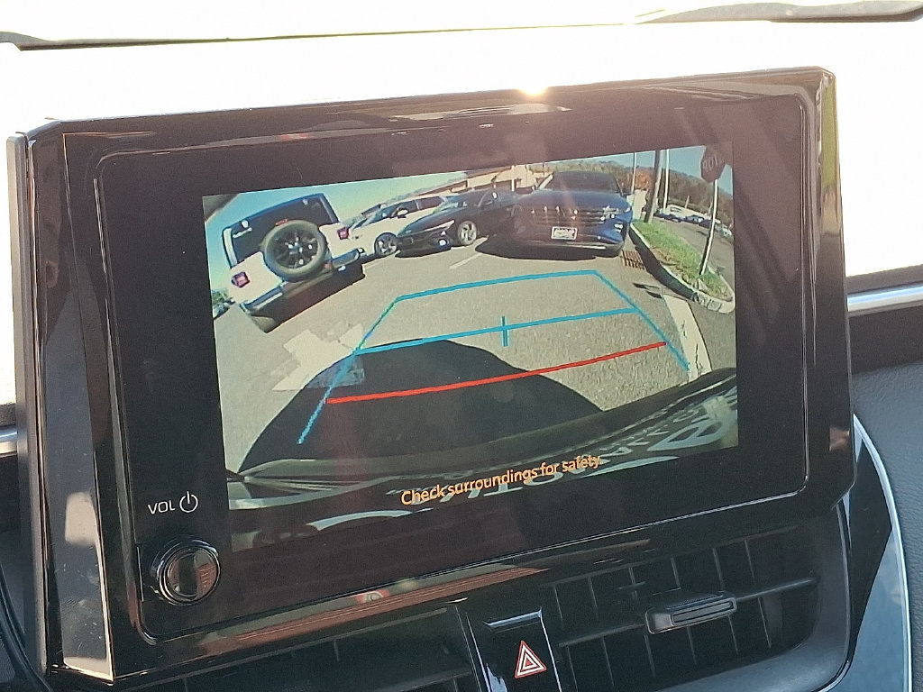 Used 2025 Toyota Corolla SE FWD image 18