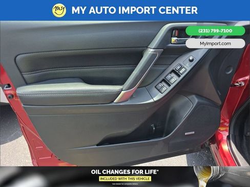 Used 2017 Subaru Forester 2.0XT Touring AWD/4WD image 5