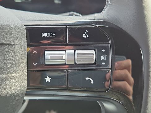 New 2026 Kia Sorento SX Prestige image 32