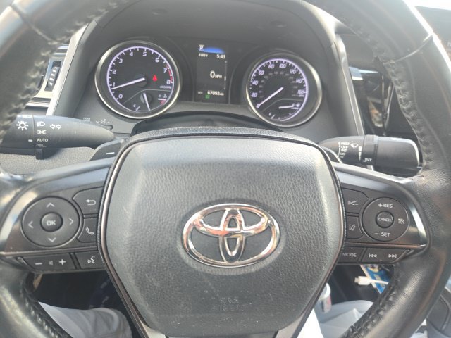 Used 2023 Toyota Camry SE FWD image 8