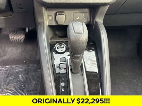 Used 2025 Nissan Versa SV w/ Trunk Package image 20