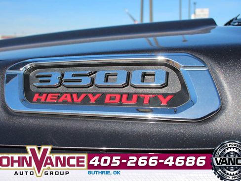 Used 2024 RAM 3500 Tradesman w/ Chrome Appearance Group image 11