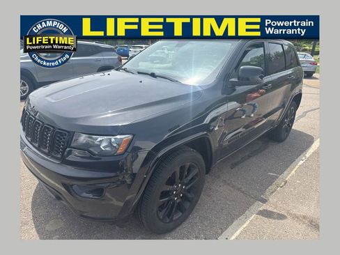 Used 2021 Jeep Grand Cherokee Laredo X AWD/4WD image 1