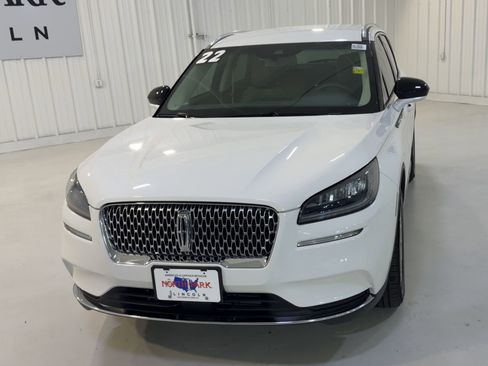 Used 2022 Lincoln Corsair FWD image 4
