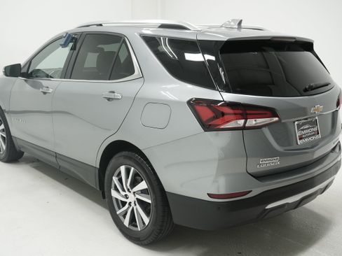 Used 2023 Chevrolet Equinox Premier FWD image 6