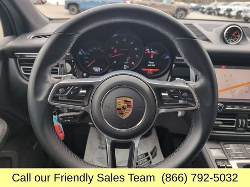 Used 2021 Porsche Macan image 18