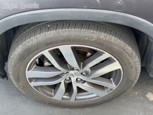 Used 2017 Honda Pilot Touring image 7